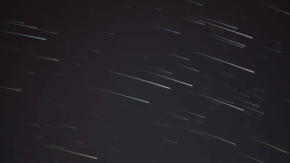 Meteor streaking across the night sky